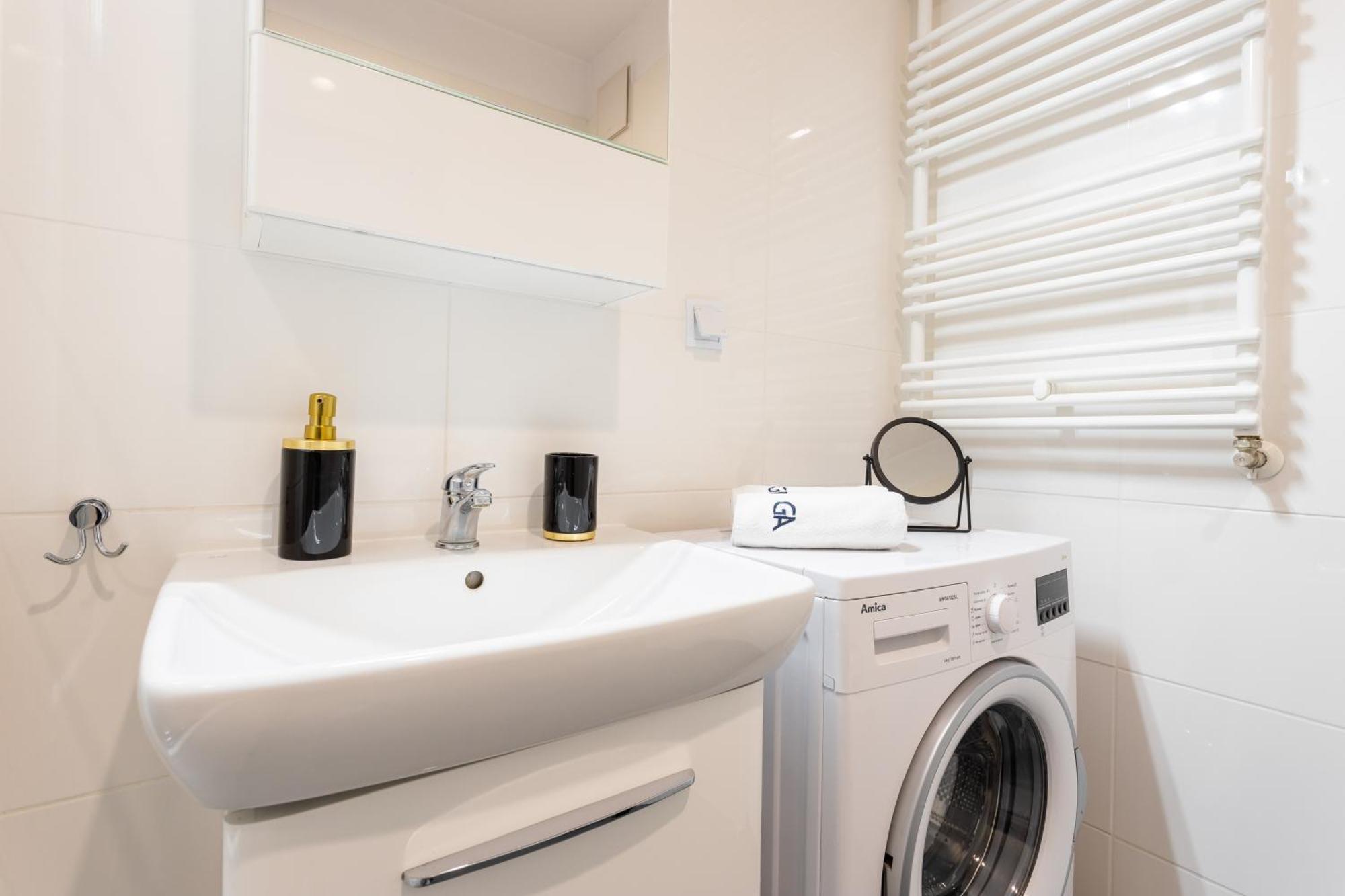 Urban Chic - Pereca - Rondo Onz - Luxury Warsaw Stays - 14 People Exterior foto