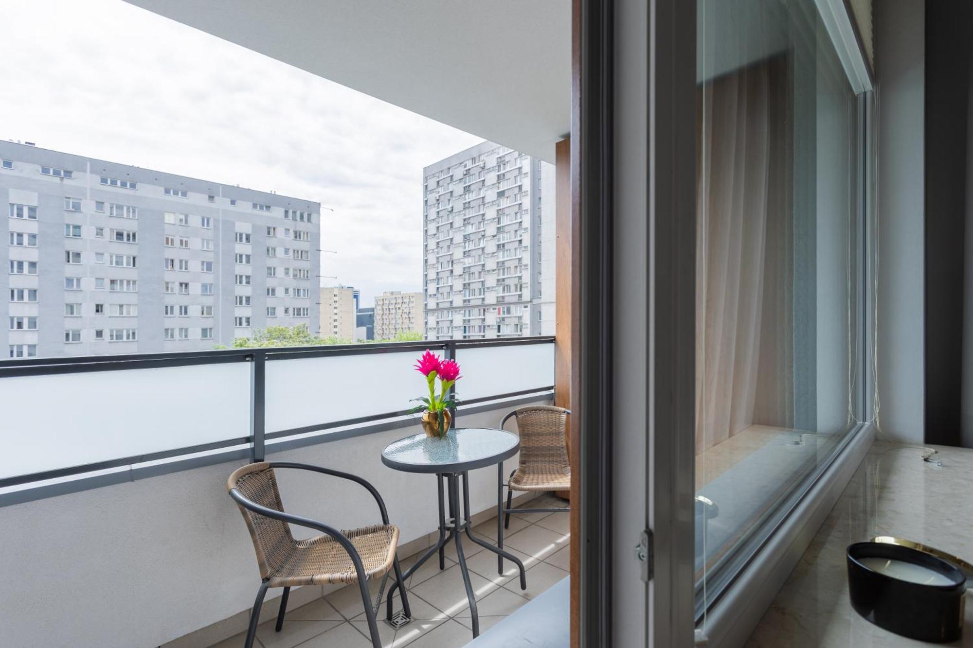 Urban Chic - Pereca - Rondo Onz - Luxury Warsaw Stays - 14 People Exterior foto